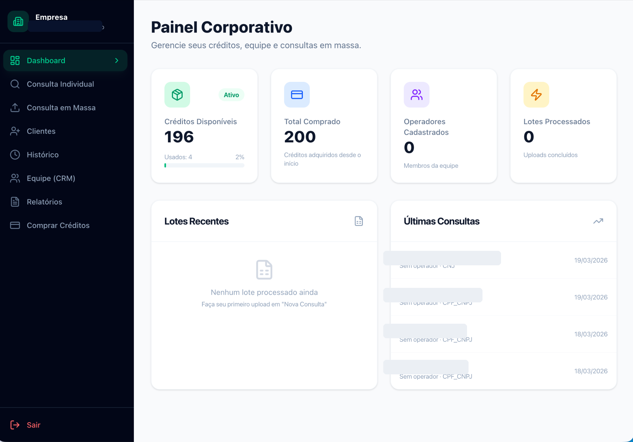Dashboard corporativo com saldo de triagens, operadores e últimas consultas processuais